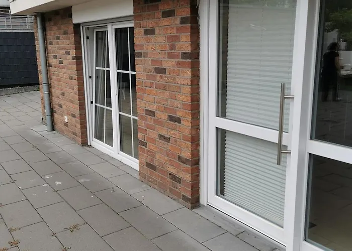 アパート Ruhige Mit Gartenblick 2 Minuten Zu Helios クレーフェルト